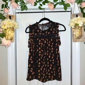 CUTE Floral Tank top, perfect for the spring ☀️